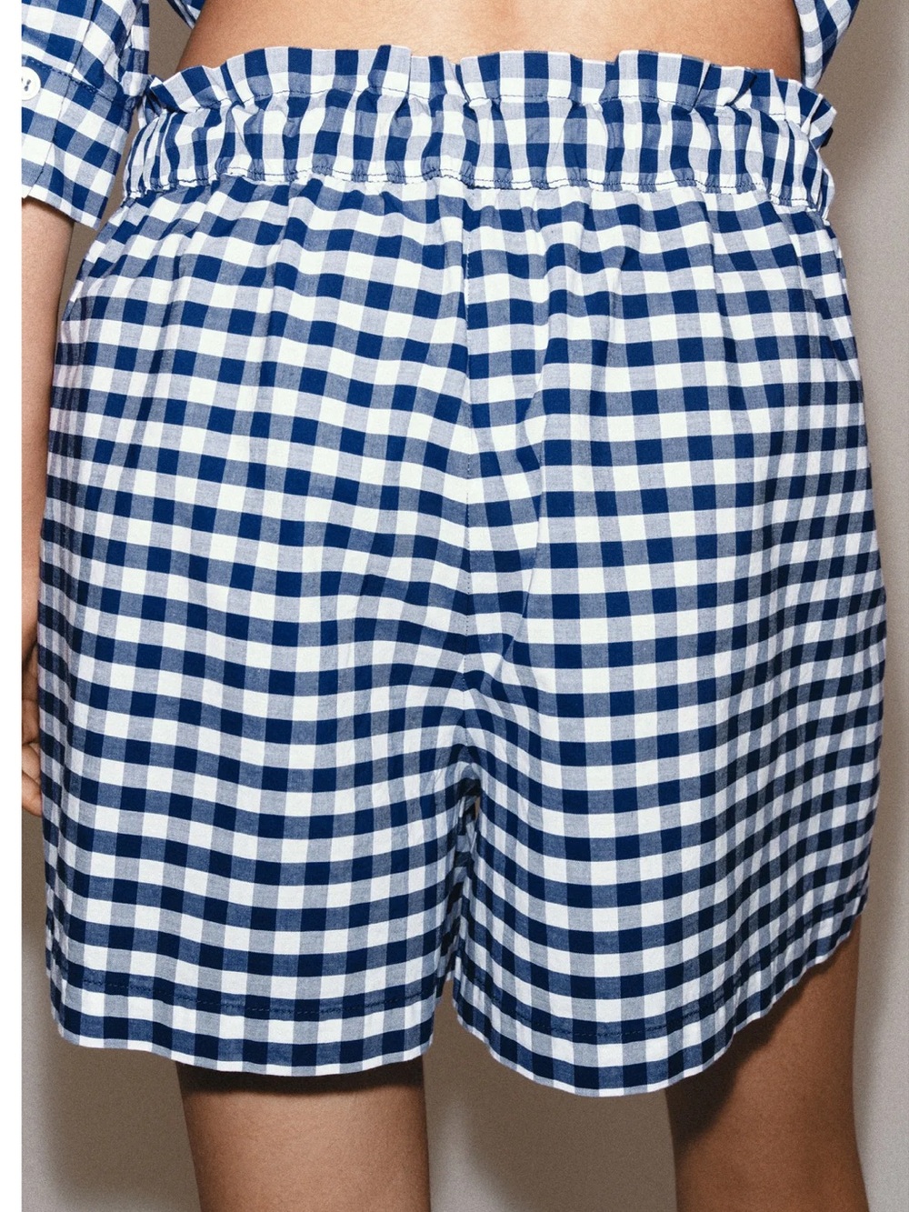ZARA GINGHAM SHORTS ZW COLLECTION - Picture 6 of 11